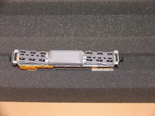 Kato Union Pacific ES4400CW #6730 Diesel Locomotive Engine N Scale 176-7040 NIB - Imagen 13 de 13