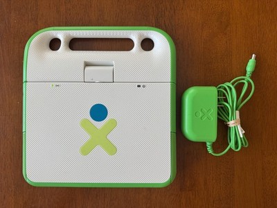OLPC XO-1 Kids Laptop Computer - One Laptop Per Child (Green) - Tested