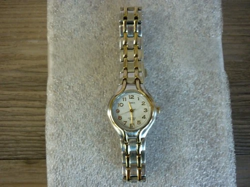 VINTAGE TIMEX QUARTZ WATCH WOMENS INDIGLO DATE TWO-TONE NEW BATTERY