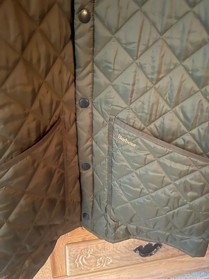 Barbour Steppjacke Herren Gr. L, Grün mit braunem Cordkragen - Bild 3 von 4