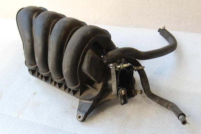 Toyota MR2 2000 colector de admisión Foto 2 de 4