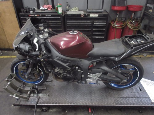 2005 03-05 Yamaha YZFR6 R6 Front Brake Caliper Left Right Pad Pair Set - Picture 11 of 11