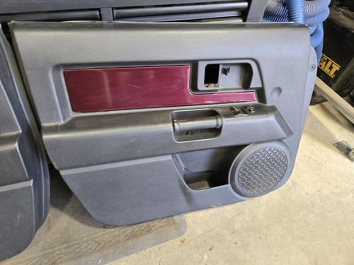 2007-2014 Toyota FJ Cruiser RIGHT + LEFT FRONT DOOR PANELS maroon Trim Cards - Picture 12 of 17