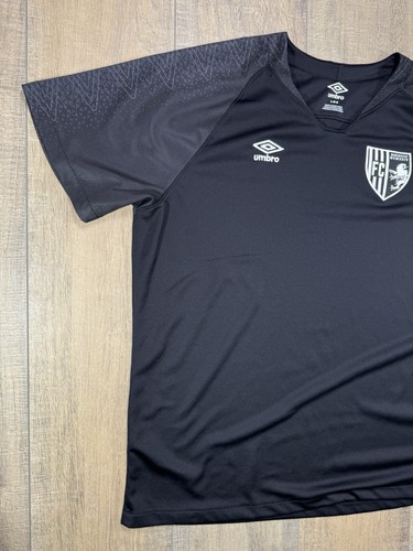 Camiseta de fútbol Umbro Manchester FC MCMXXIV negra bordada talla grande - Imagen 3 de 9