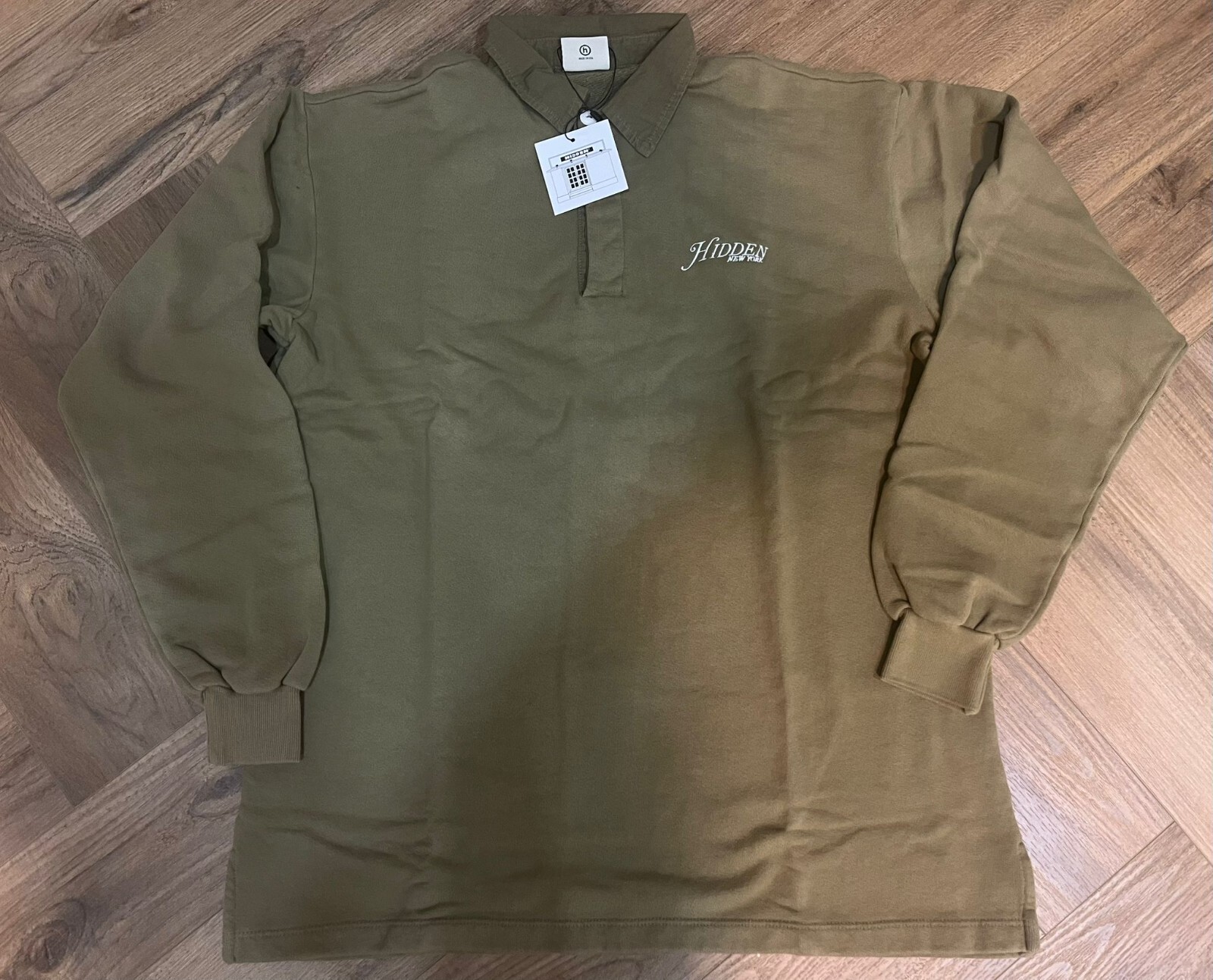 Picture 1 of 1