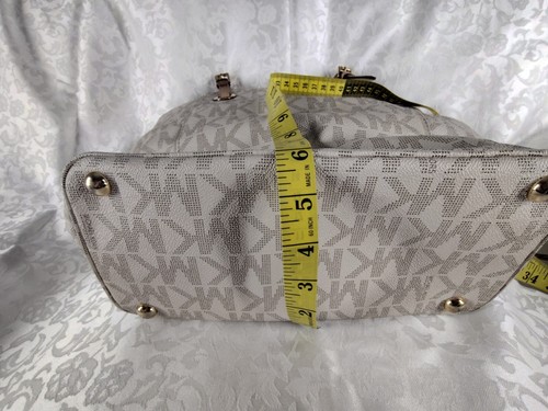 Michael Kors Schultertasche Elfenbein Hellbraun MK Logo - Bild 14 von 18