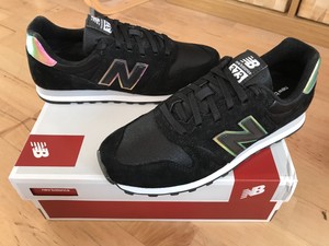 new balance 373 iridescent