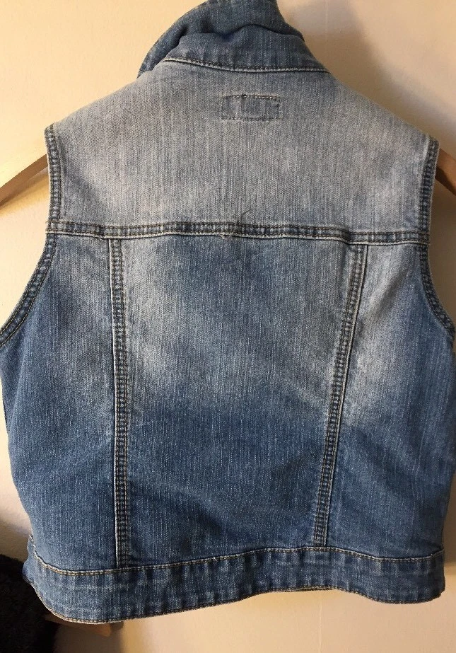 Women's Small Earl Jean Vest - Image 3 of 4