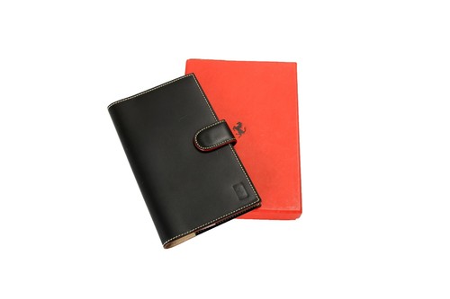 Scuderia Ferrari Black Leather Logo Print Business Card Holder Case - Picture 5 of 5
