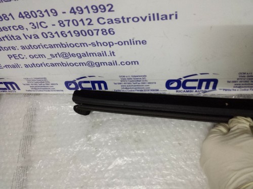 MODANATURA RASCHIAVETRO INTERNO PORTA POSTERIORE SX FORD MONDEO IV SW DAL 2014 - Foto 5 di 5
