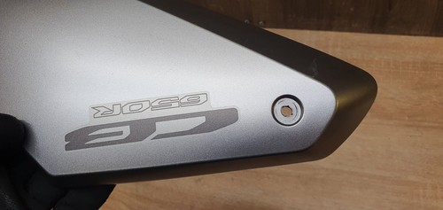 Honda CB 650 R/CB650R 2019 carenado superior derecho 64311-MKN-D500 - Imagen 3 de 9