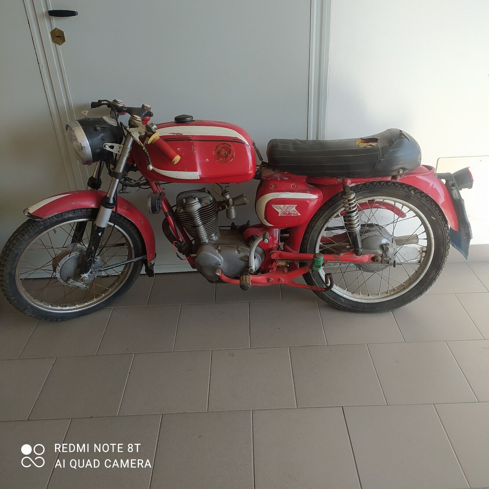 Foto 2 di 2