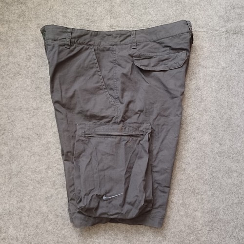 Nike Mens Shorts 34 Black Faded Cargo Logo Zip Pockets Athletic Hiking Casual - Picture 14 of 14
