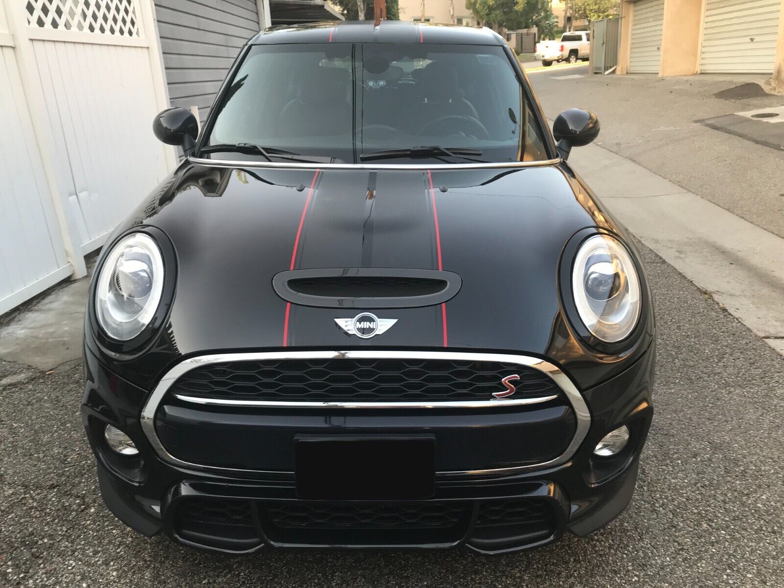 Picture 1 of 4