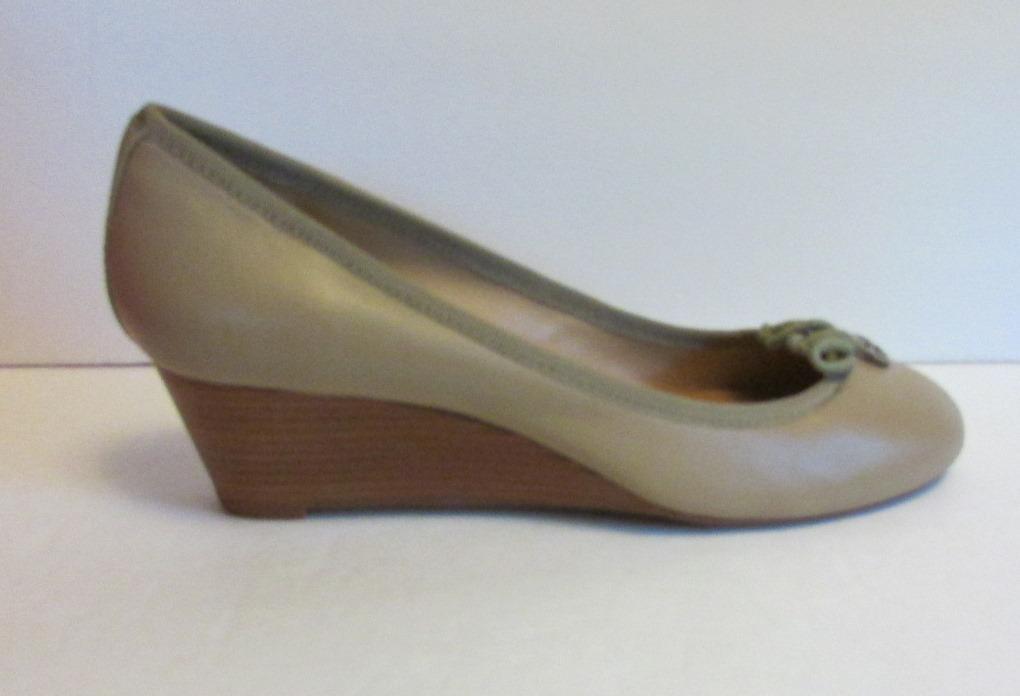 Tory Burch Chelsea Wedge Sandbox Sandbox Sandbox tan brown shoe 8 new logo leather bow 45 beige 41c903 Tory Burch Chelsea Wedge Sandbox Sandbox Sandbox tan brown shoe 8 new logo leather bow 45 beige 41c903