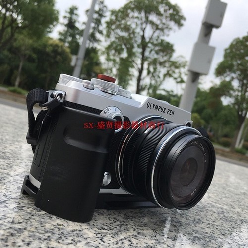 PIÙ ADATTO per Olympus PEN-F staffa piastra a sgancio rapido impugnatura manuale CNC metallo - Foto 9 di 10