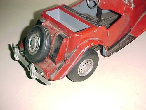 Fine DOEPKE MG - 16" RED CLASSIC MG BRITISH ROADSTER - MODEL TOYS - Picture 7 of 10