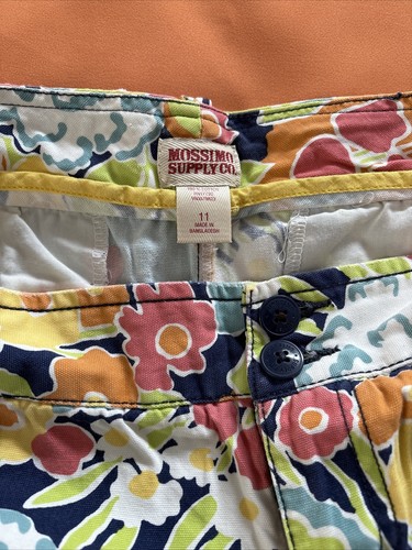 Mossimo 100% cotton Floral Print Shorts Women Size 11 - Picture 3 of 5