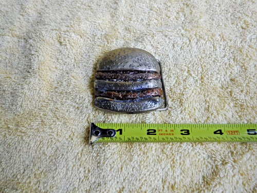 FIBBIA CINTURA VINTAGE McDONALDS 1975 EDIZIONE LIMITATA BIG MAC HAMBURGER OTTONE NR MT - Foto 7 di 8