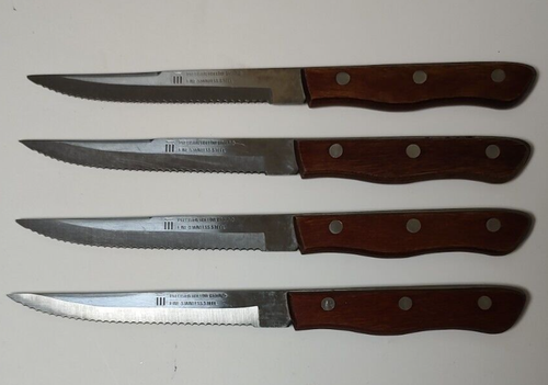 4 Precision Hollow Ground Fine Stainless Steel Steak Knives Serrated Full Tang - Picture 1 of 7