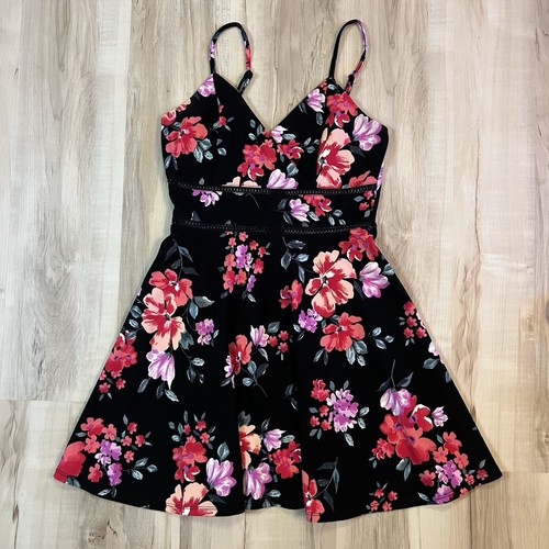 TRIXXI geblümtes A-Linien-Minikleid schwarz rot lila fließend Junior Medium formell - Bild 5 von 13