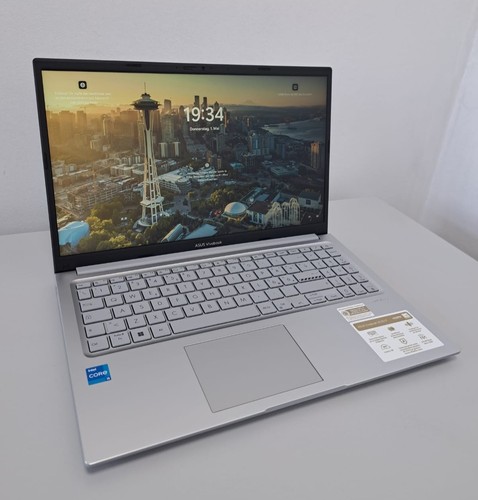 ASUS Vivobook X1504ZA 15,6" FHD 512GB SSD Intel Core i5-1235U 8GB RAM - Bild 2 von 9