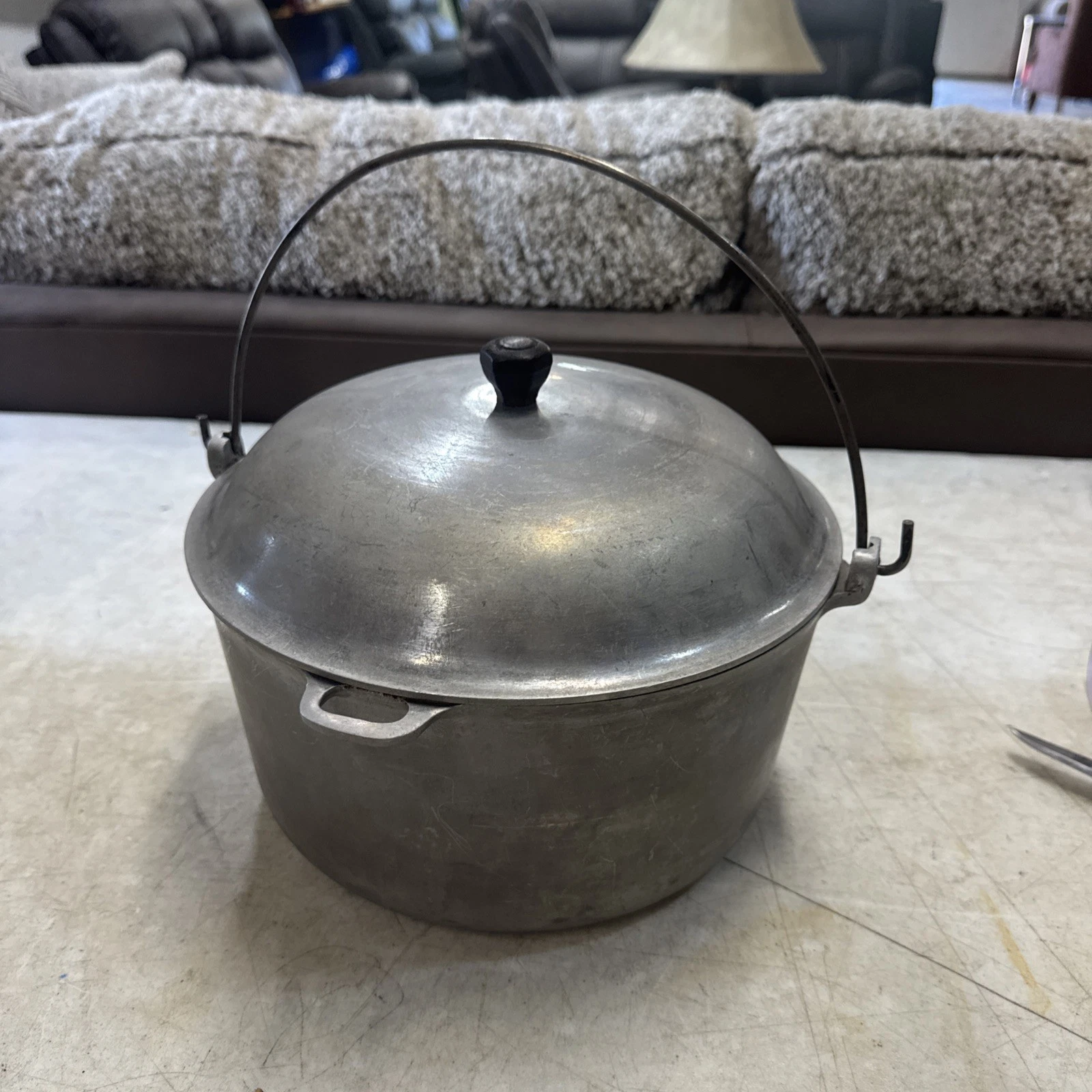 Vintage Majestic Cookware Cast Aluminum Pot Dutch Oven w Lid Handle