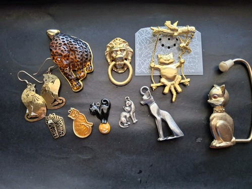 De colección. LOTE -10-Felinos Joyería Gatos Tono Plata y Oro Pendientes Broche Prendedores