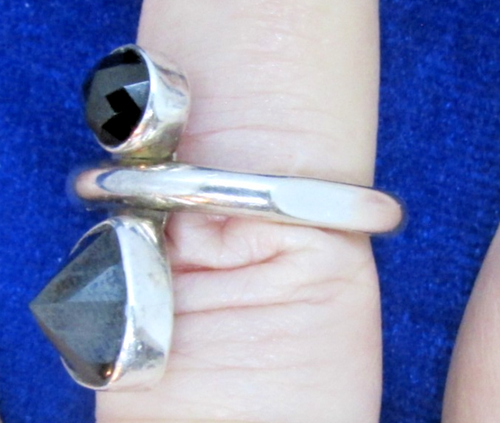 VTG DESIGNER LILY BARRACK ADJ. RING WITH BLACK STONES STERLING - Picture 5 of 8