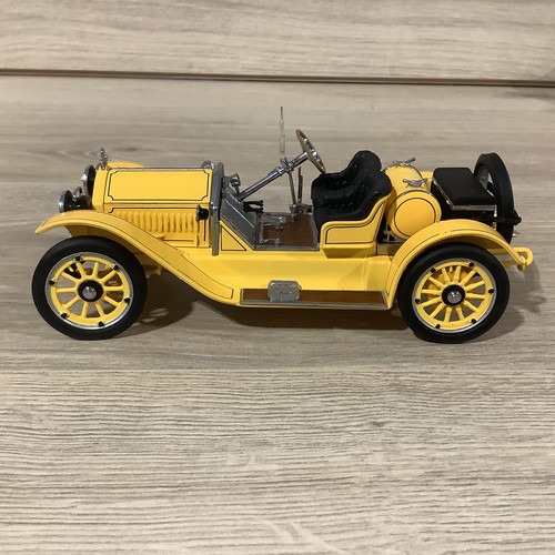 Franklin Mint 1915 Stutz Bearcat Roadster 1:24 Scale Diecast BOXED Paperwork - Picture 3 of 18