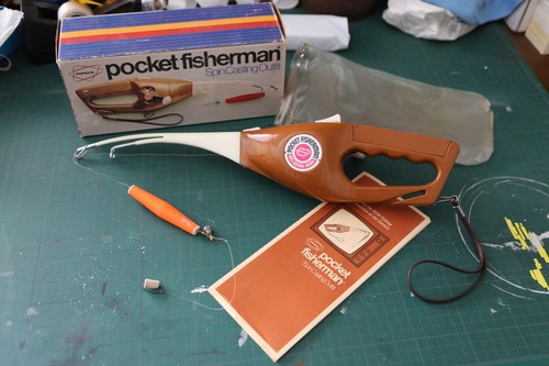 POPEIL'S POCKET FISHERMAN Spin Casting Outfit excellent looks fresh super clean - Picture 7 of 11