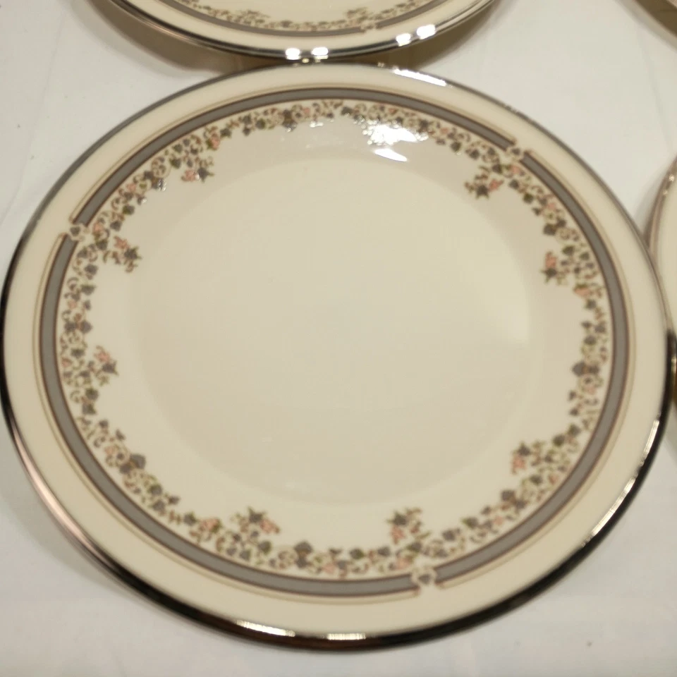 Set of 5 Lenox Lace Point Cream Dinner Plates Silver Trim 10 5/8 inch Vintage - Image 3 of 4