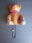 Vtg 1983 FAO SCHWARZ Mohair Brown Teddy Bear Wall Hanging Hook Wall Mount "Read"