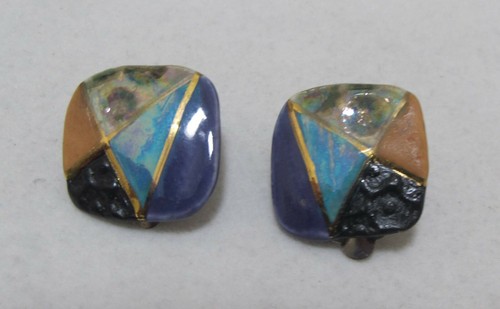 Vtg Ceramic Modernist Abstract Art to Wear Clip Earrings Pink Blue Black Gold - Picture 6 of 11