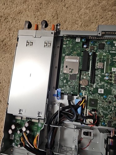 DELL POWEREDGE R330 Intel Xeon E3-1220 v5 3.00GHz 2TB Of HARD DRIVE 16GB RAM - Picture 7 of 9