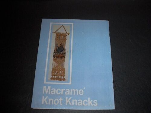 Vtg 1976 Macrame Knot Knacks Pattern Book with 15 Awesome Projects to Create - Picture 3 of 3