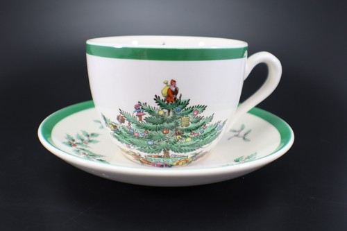 Spode Christmas Tree COFFEE CUP and SAUCER Holiday Santa England - Picture 2 of 12