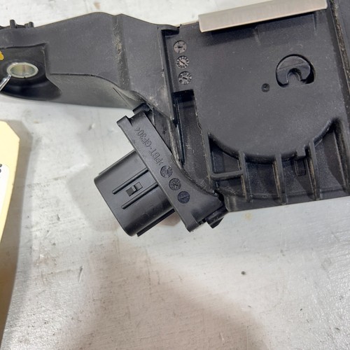2018-2023 KIA RIO LX SEDAN FLOOR ACCELERATOR GAS THROTTLE BODY PEDAL OEM - Picture 9 of 18