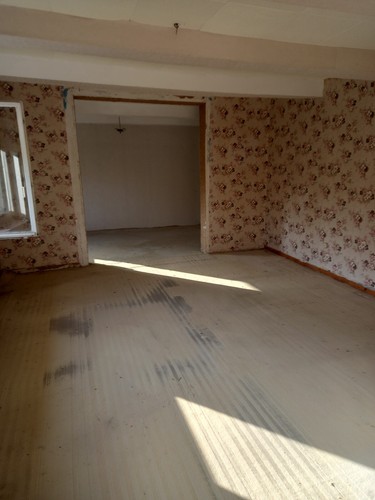 Potenzialstarkes Einfamilien- Fachwerkreiheneckhaus mit Anbau - Bild 11 von 23