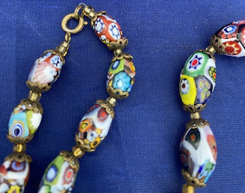 Collar de cuentas de vidrio ovalado Millefiori liso vintage Ercole Moretti 17 pulgadas/43 cm - Imagen 6 de 7