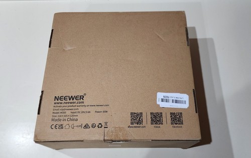 NEEWER MS60 Mini LED Video Light w/ 2.4G APP Control, 65W - Picture 2 of 3