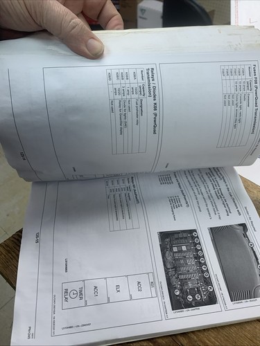 Original John Deere 6230 6330 6430 TRACTOR OPERATORS MANUAL Genuine - Picture 7 of 16