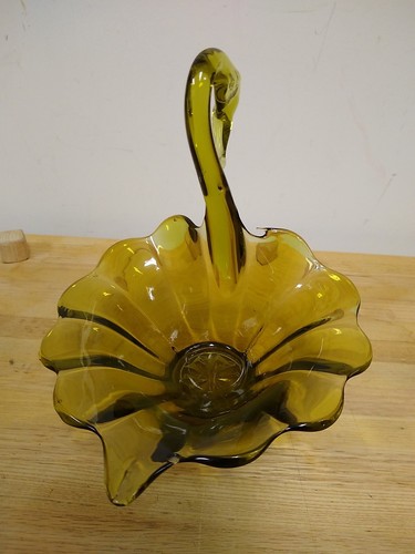 Cuenco retro vintage de vidrio verde cisne soplado a mano 7" de alto, moderno de mediados de siglo - Imagen 4 de 8