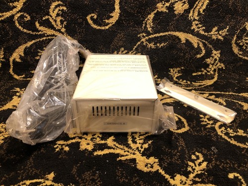 TOA Power Transformer Unit PU-200 - Picture 5 of 8