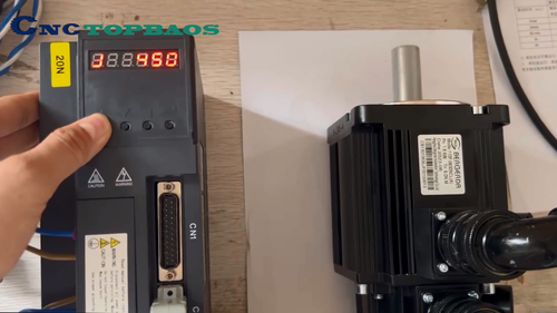 2.6KW AC Servo Motor Driver CNC Controller Kit 10N.m 25N.m 220V 2500RPM Φ22mm - Video 1 von 1