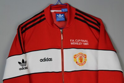 MANCHESTER UNITED RETRO REPLICA 1985 CUP FINAL TRACK JACKET