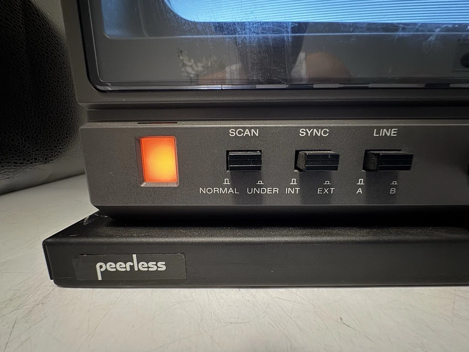 Sony Model No. PVM-122 Black And White Video Monitor 12” Works Scratches Cover - Image 4 of 4