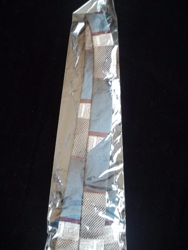 Chez Roffe New York Mens Neck Tie Blue & Burgandy Imported Fabric TY07 - Picture 4 of 8