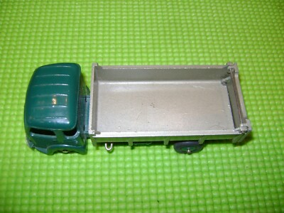 Camion Dinky Toys 33B Simca Cargo Benne Basculante - France - Occasion