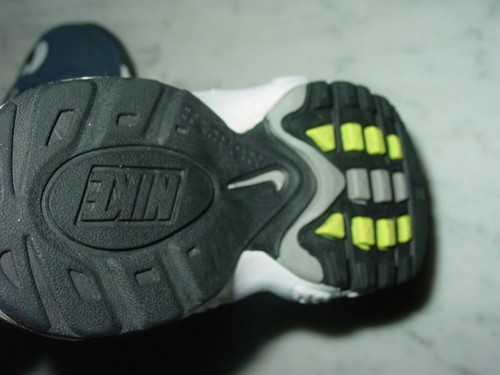 2012 Nike Air Griffey Max 1 White/Black/Midnight Navy/Stealth Shoes! Size 7C - Picture 8 of 12